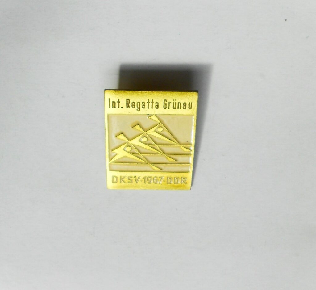 Int. Regatta Grünau DKSV 1967 DDR badge Abzeichen