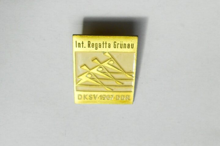 Int. Regatta Grünau DKSV 1967 DDR badge Abzeichen