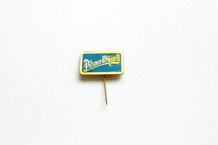 Pilsner Urquell pin badge Abzeichen.