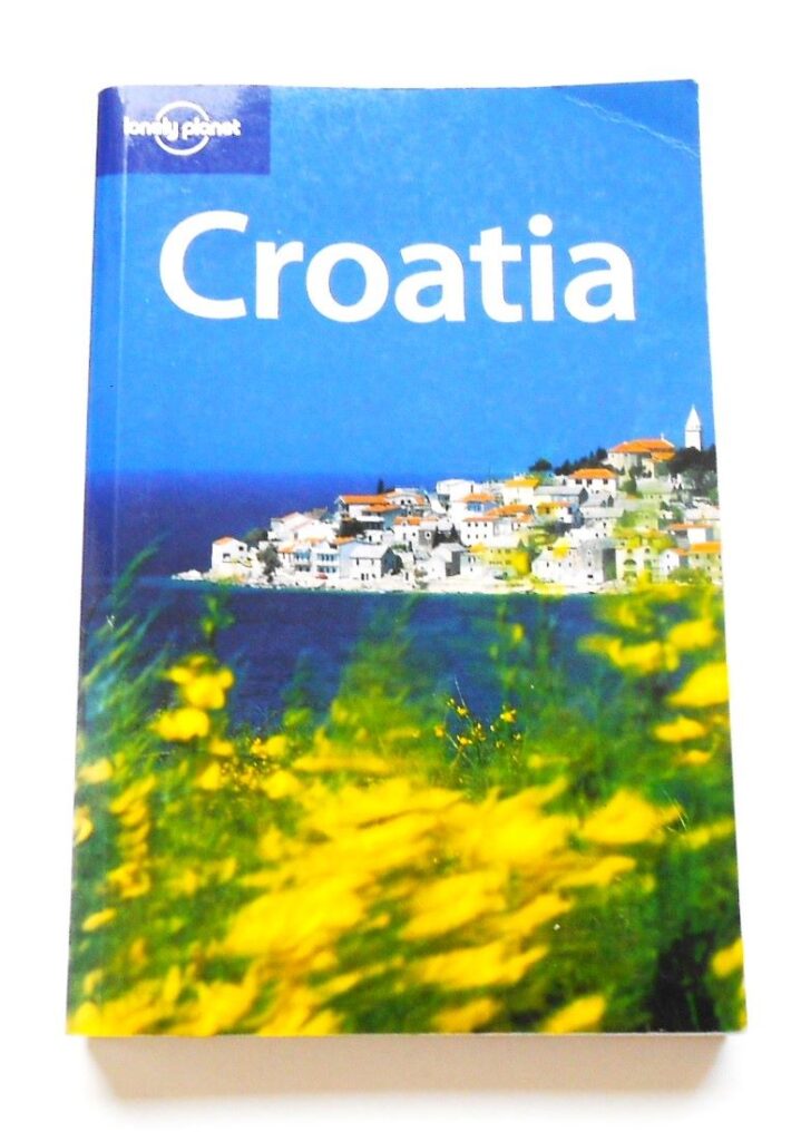 Croatia Lonely planet guide book 