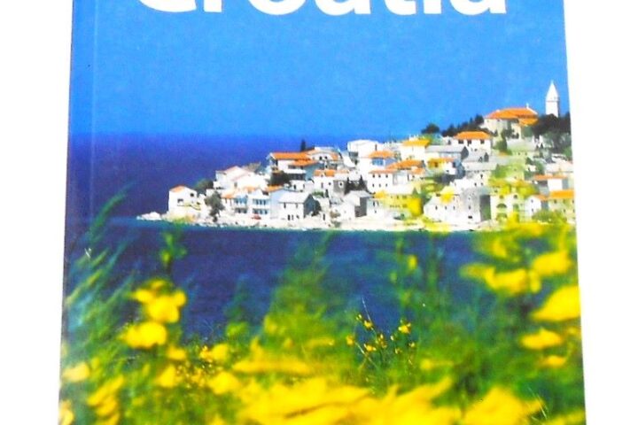 Croatia Lonely planet guide book