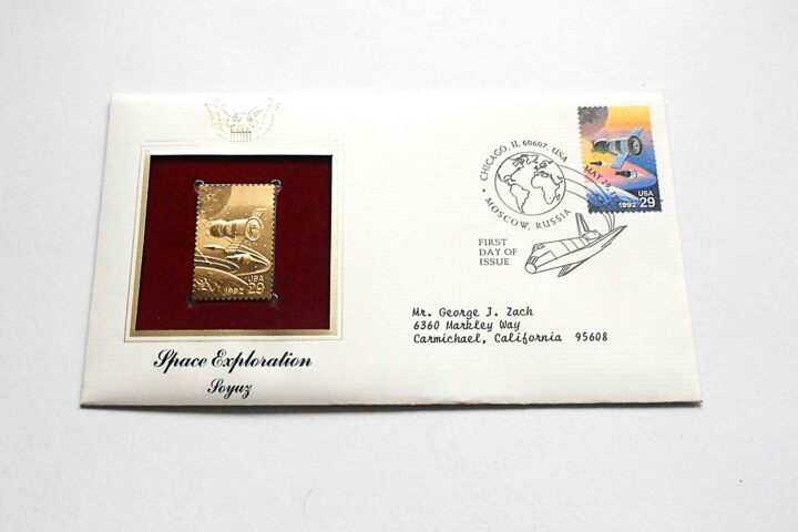 Space Exploration Sojuz USA gold stamp