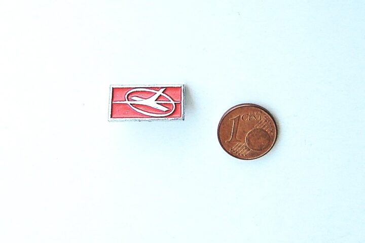 Interflug DDR Abzeichen rot