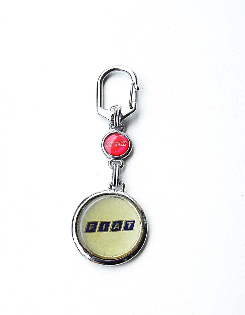 Fiat car retro vintage keychain 